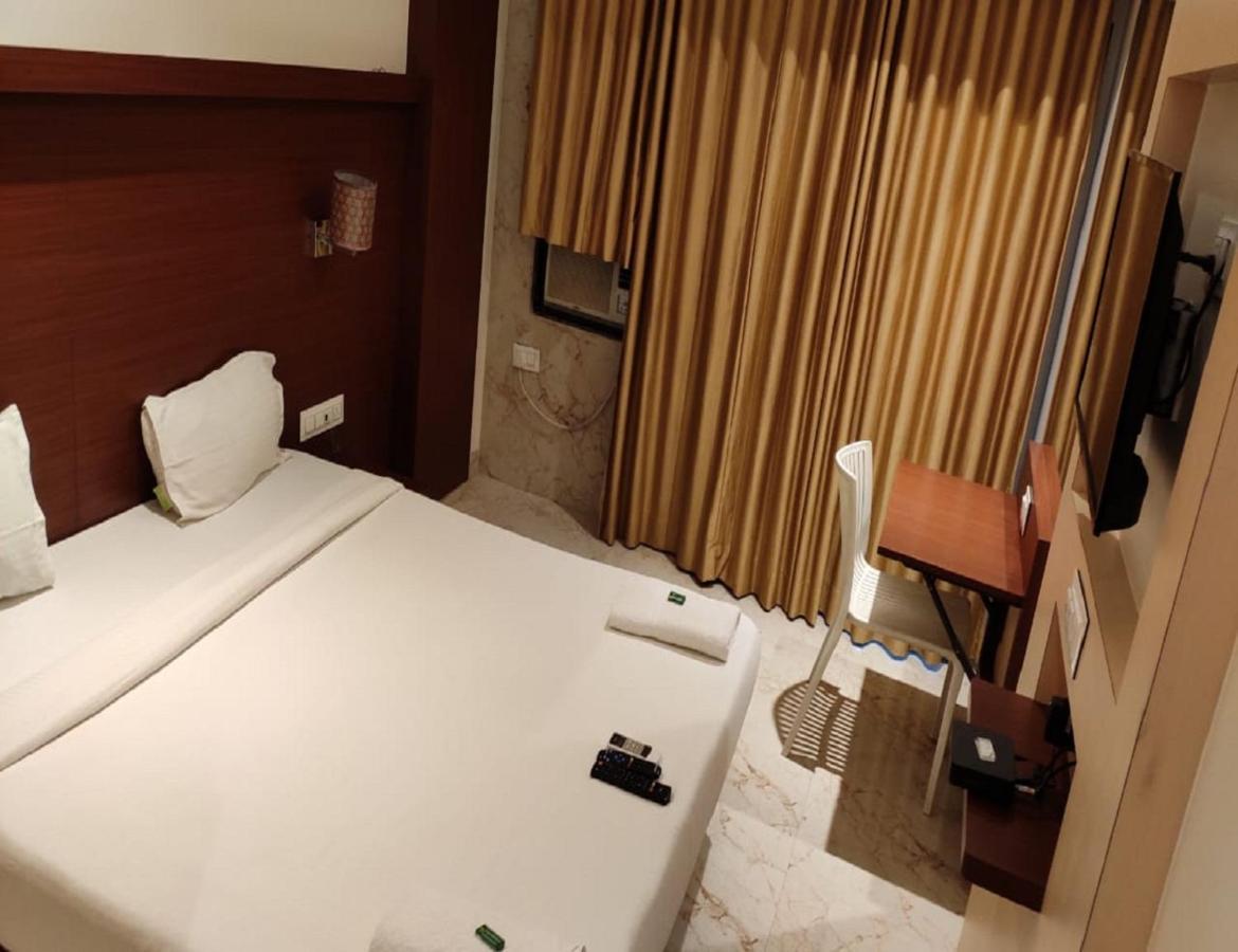 Malad Fabhotel Spring Inn - Nr Borivali Station מראה חיצוני תמונה