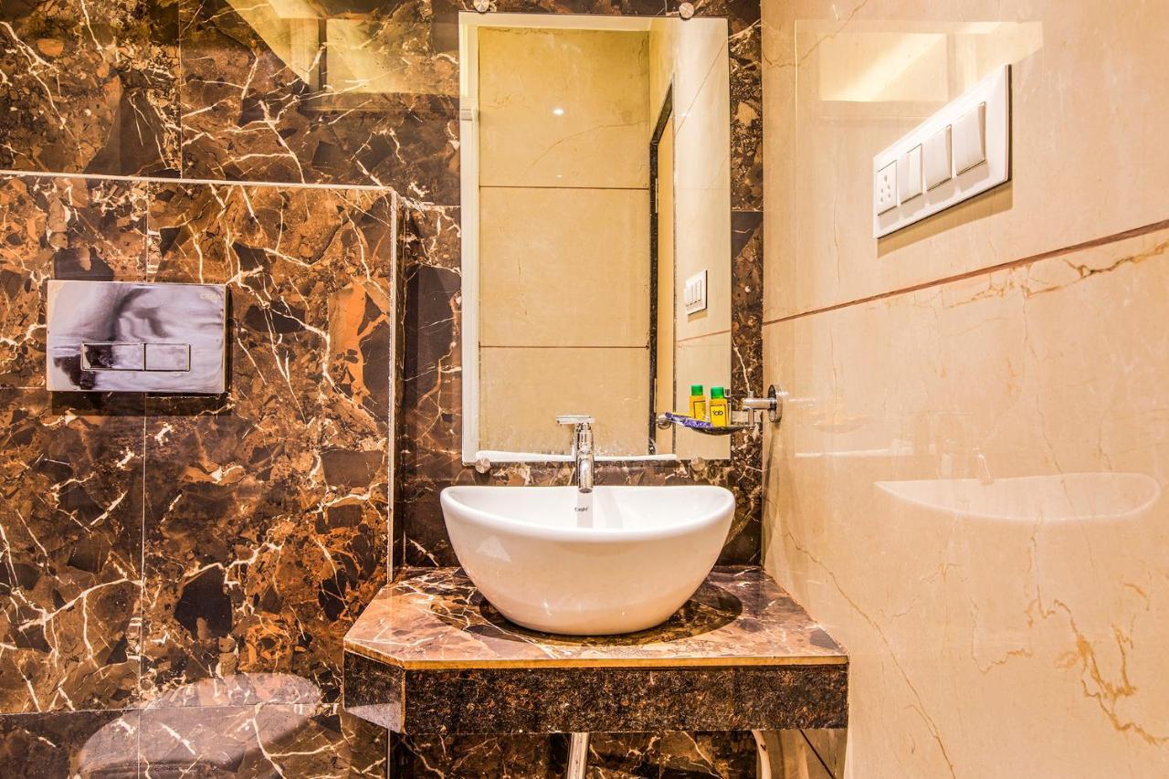 Malad Fabhotel Spring Inn - Nr Borivali Station מראה חיצוני תמונה